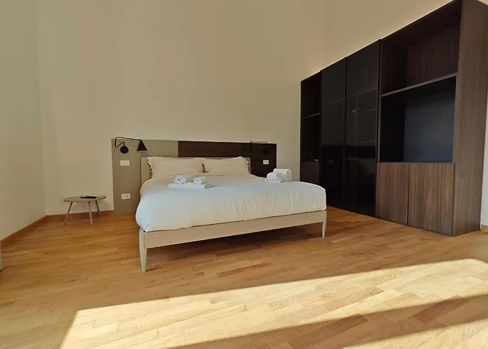 Tambasia - Centro Catania, Vicino Bellini